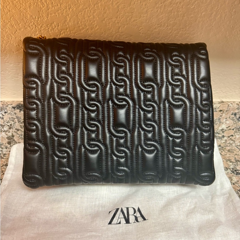 Zara Black Embossed Shoulder Bag with Gold Chain - Picture 2 of 6